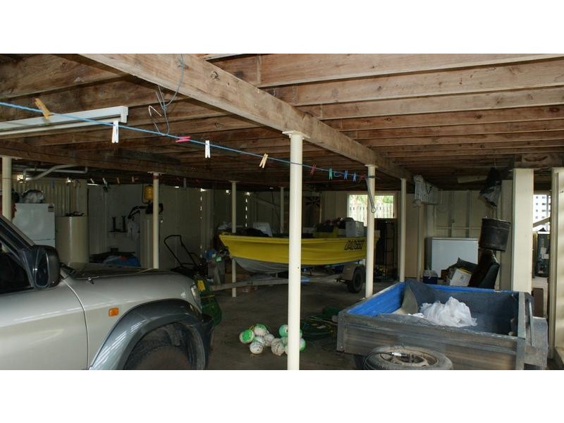 17 Kathleen Street, Sarina QLD 4737