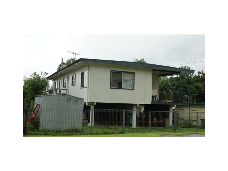 15 William Street, Sarina QLD 4737