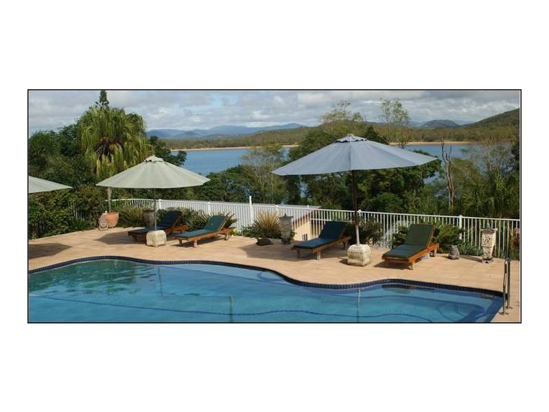 25 Captain Blackwood Drive, Sarina Beach QLD 4737