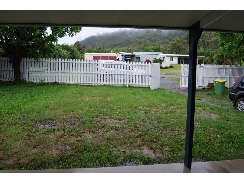 5 Kataryn Avenue, Grasstree Beach QLD 4740