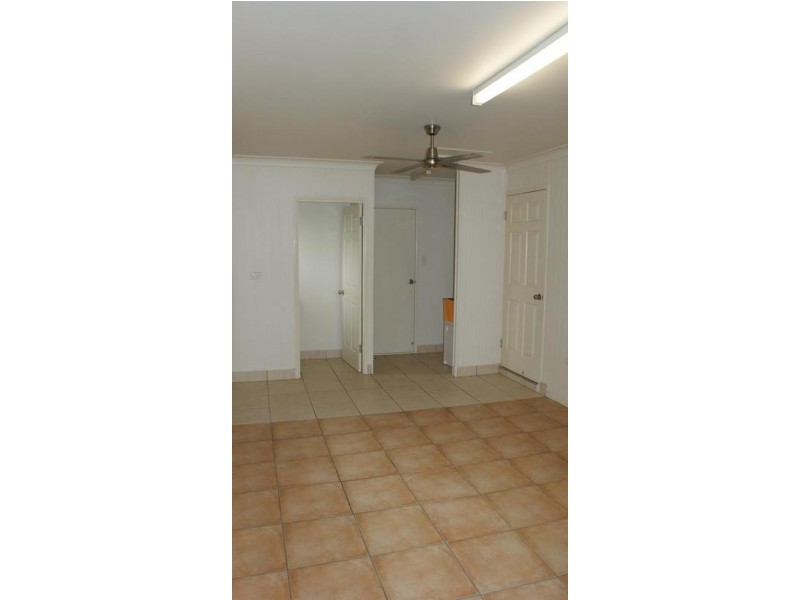 6/5 East Street, Sarina QLD 4737