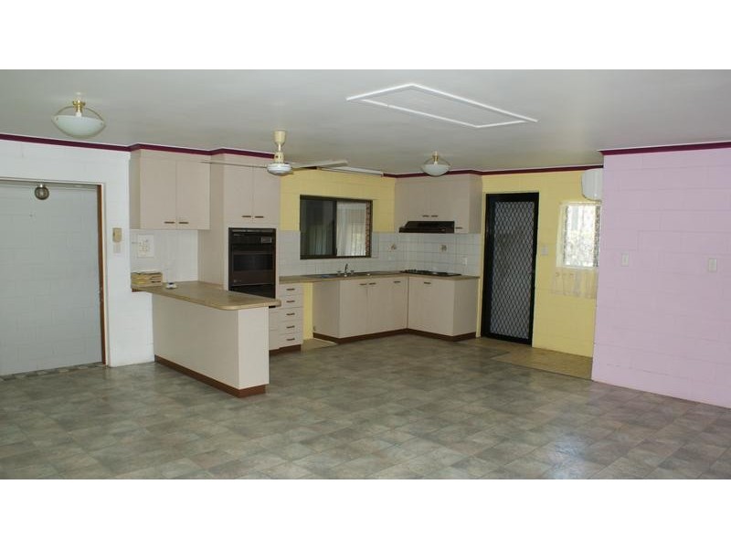 5 Hillside Drive, Grasstree Beach QLD 4740