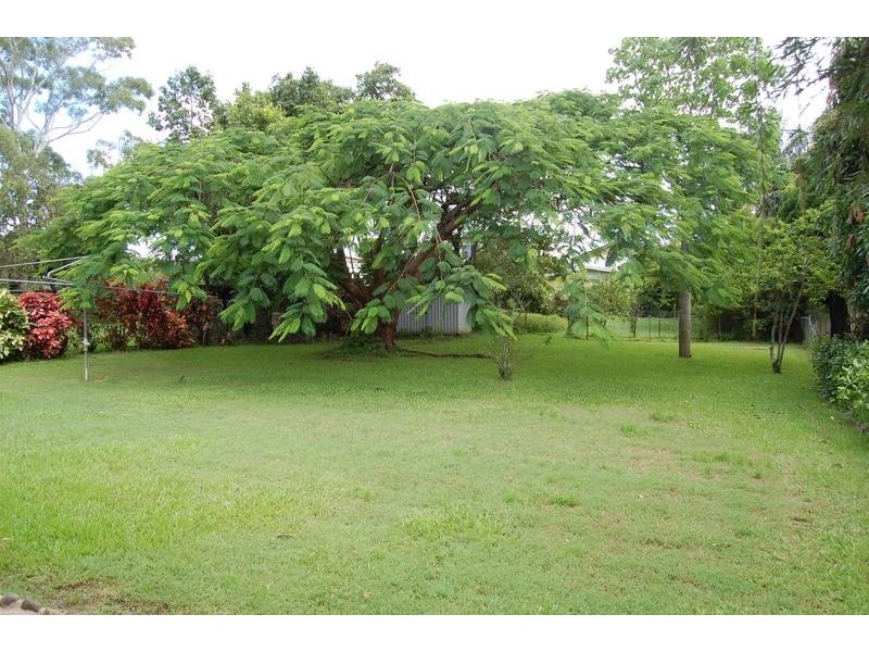 48 Beach Road, Sarina QLD 4737