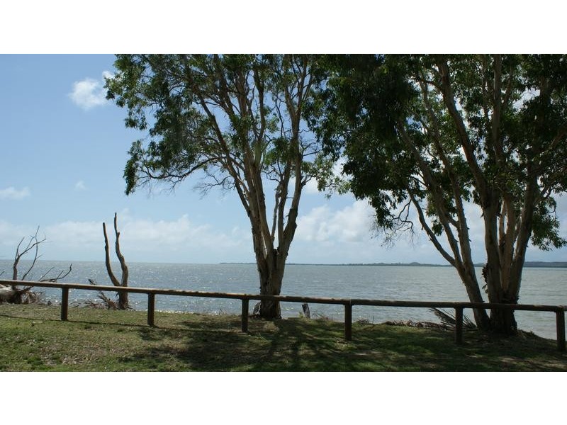 6 Aura Street, Mackay QLD 4740