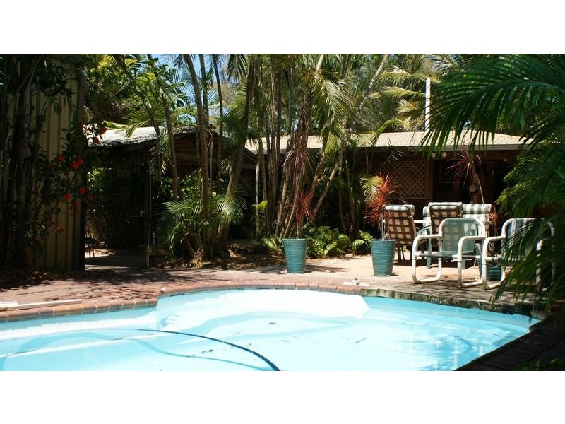 6 Aura Street, Mackay QLD 4740