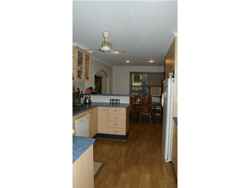 6 Aura Street, Mackay QLD 4740