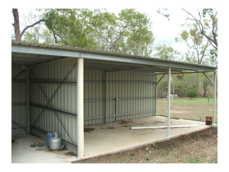 15 Meatworks Road, St Lawrence QLD 4707
