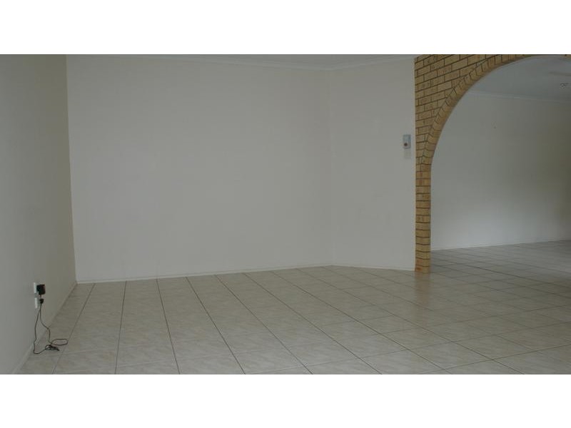 4 Clark Street, Grasstree Beach QLD 4740