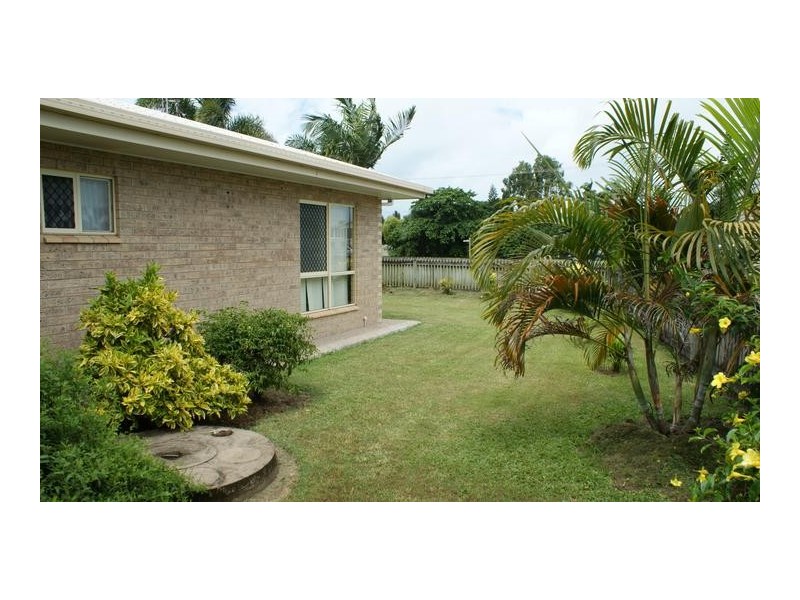 4 Clark Street, Sarina QLD 4737