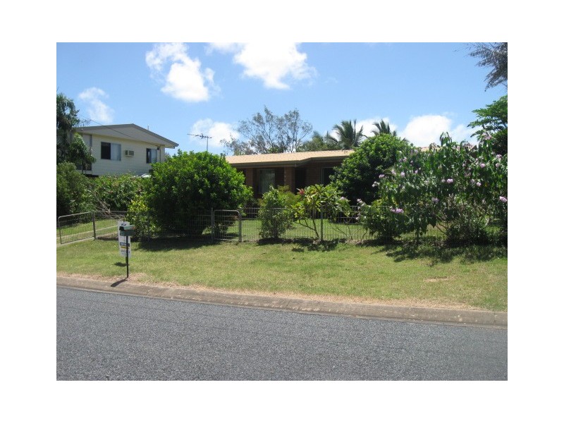49 Pacific Drive, Salonika Beach QLD 4740