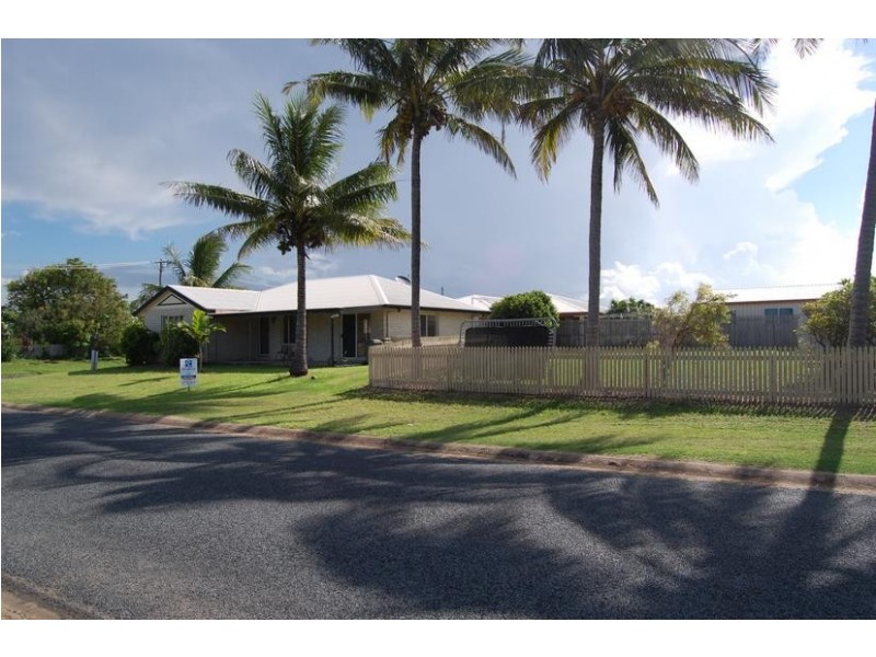 62 Rasmussen Avenue, Salonika Beach QLD 4740