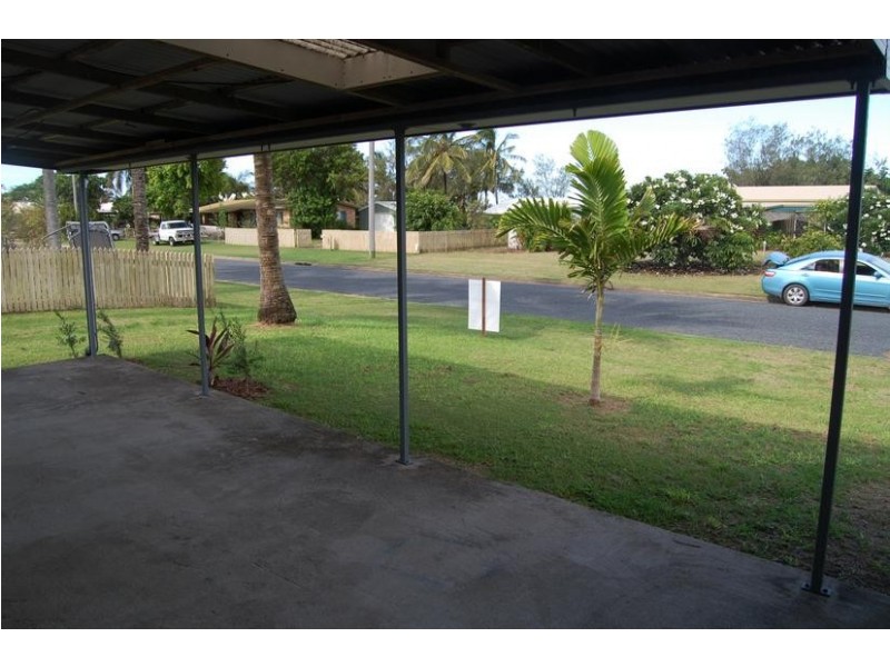 62 Rasmussen Avenue, Salonika Beach QLD 4740