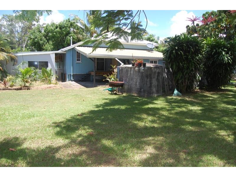 8 Keating Court, Armstrong Beach QLD 4737