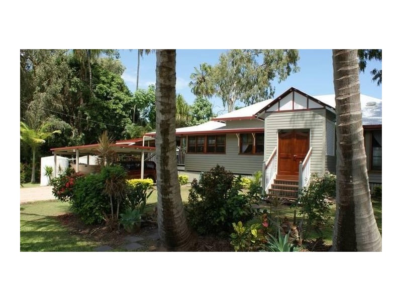 11 Armstrong Beach Road, Armstrong Beach QLD 4737
