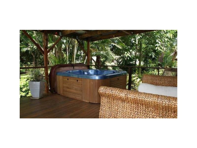 11 Armstrong Beach Road, Armstrong Beach QLD 4737