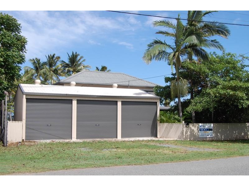 27 McCarthy Street, Salonika Beach QLD 4740