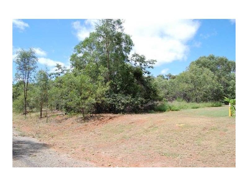 16 Waverley Street, St Lawrence QLD 4707