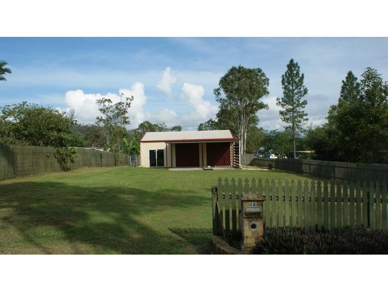 16 Willet Road, Sarina QLD 4737