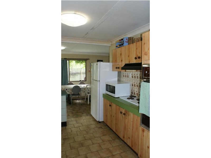 30 Grasstree Beach Road, Grasstree Beach QLD 4740