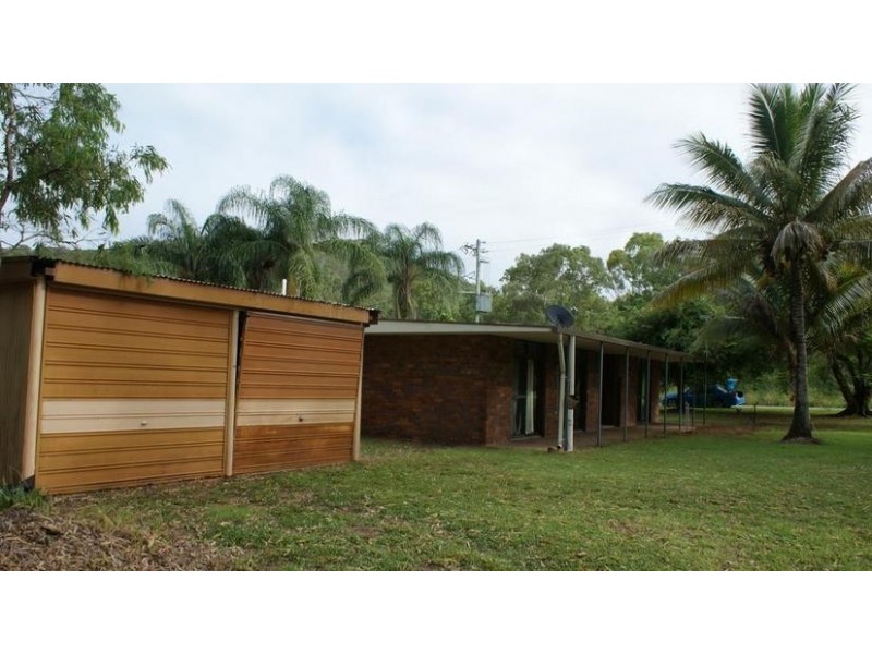 30 Grasstree Beach Road, Sarina QLD 4737