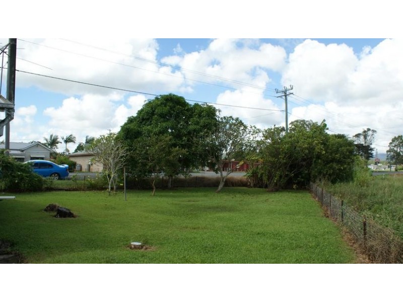 29 Beach Road, Sarina QLD 4737