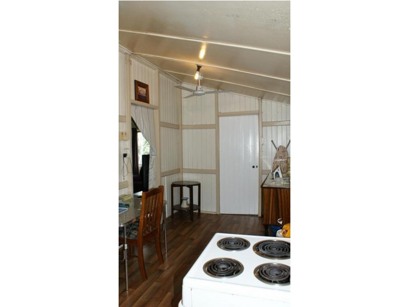 29 Beach Road, Sarina QLD 4737