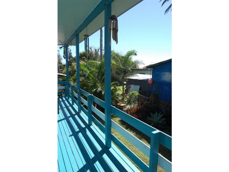 9 Hellwege Street, Salonika Beach QLD 4740