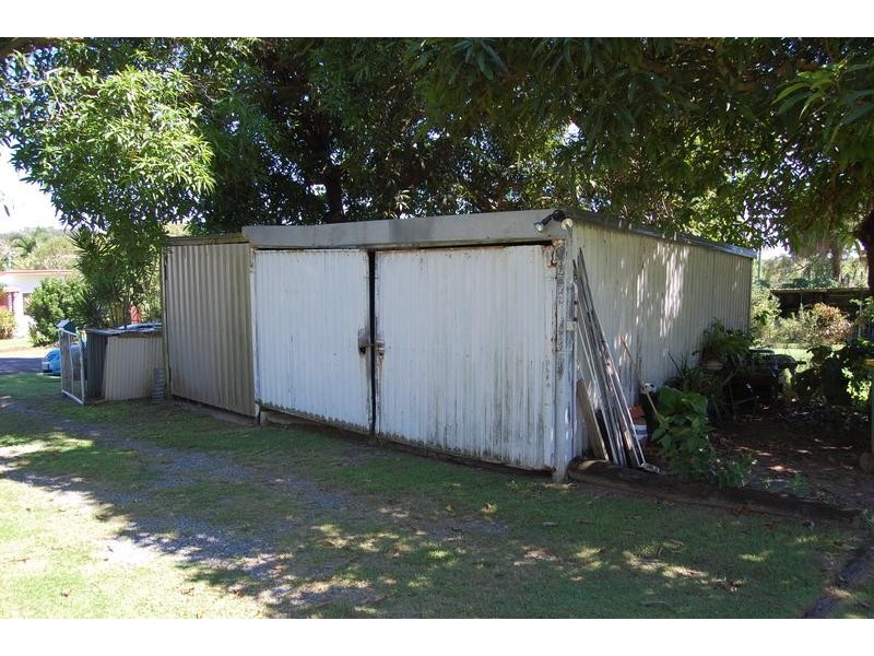 9 Hellwege Street, Salonika Beach QLD 4740