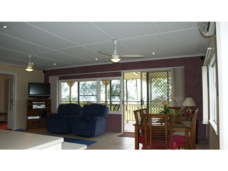 82 The Esplanade, Grasstree Beach QLD 4740