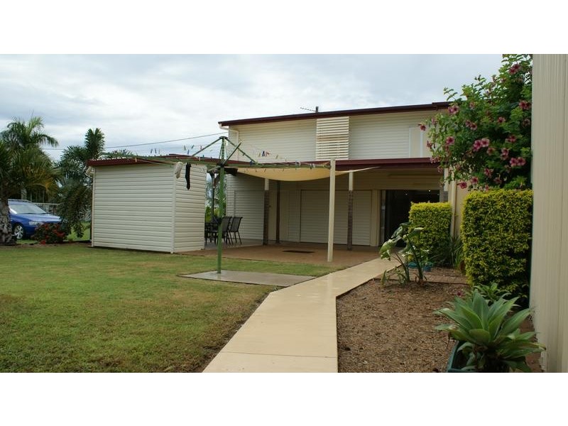 82 The Esplanade, Grasstree Beach QLD 4740