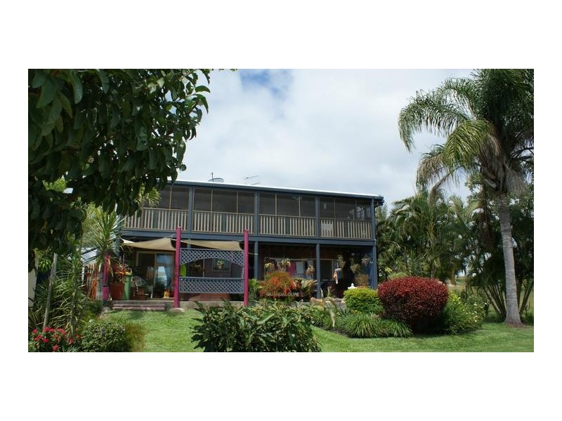18 Morris Street, Campwin Beach QLD 4737