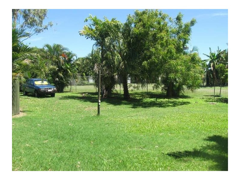24 WIndsor Drive, Hay Point QLD 4740