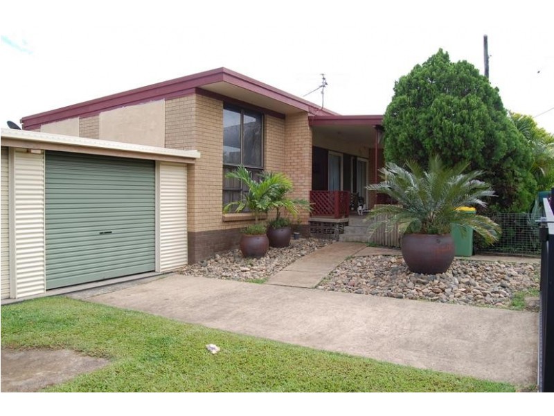 69 Hoey Street, Sarina QLD 4737