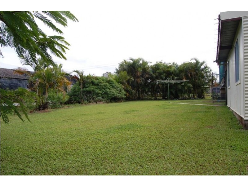 69 Hoey Street, Sarina QLD 4737