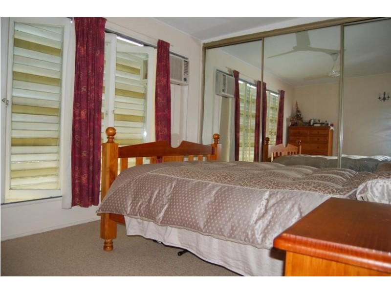 69 Hoey Street, Sarina QLD 4737