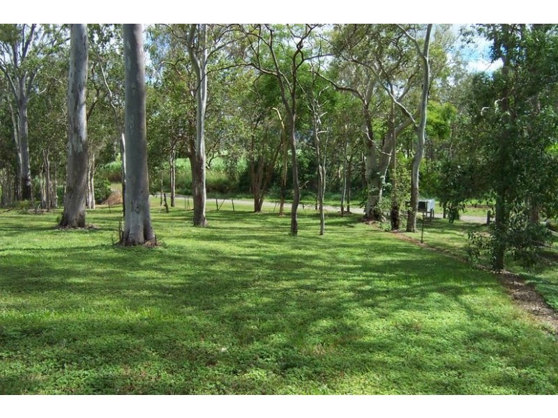 155 Smarts Road, Koumala QLD 4738