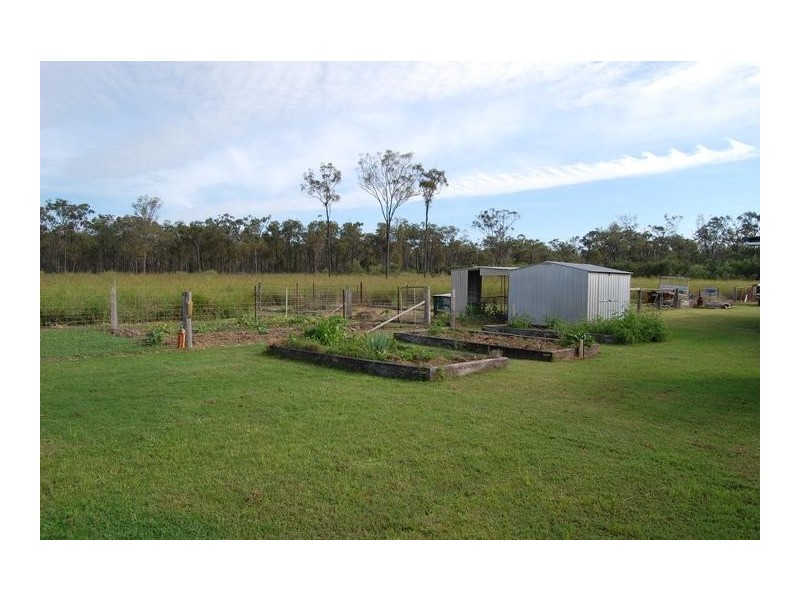 542 St Lawrence Connection Road, St Lawrence QLD 4707