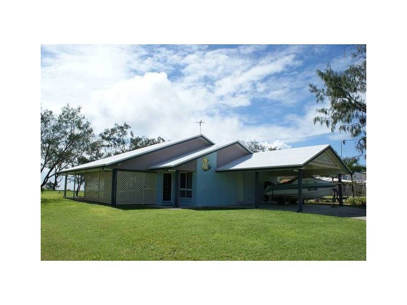 30 Owen Jenkins Drive, Sarina Beach QLD 4737