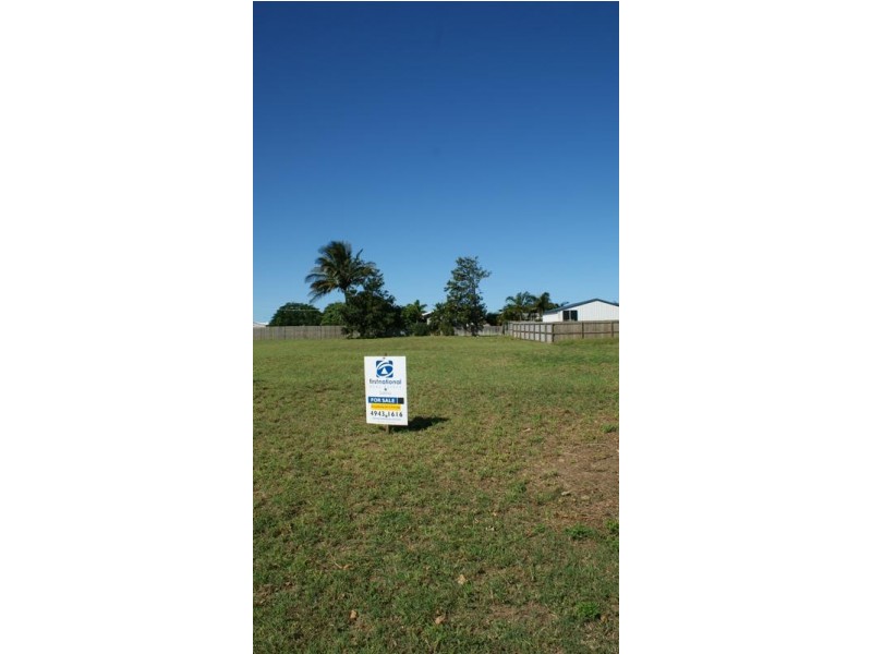 77 Pacific Avenue, Salonika Beach QLD 4740