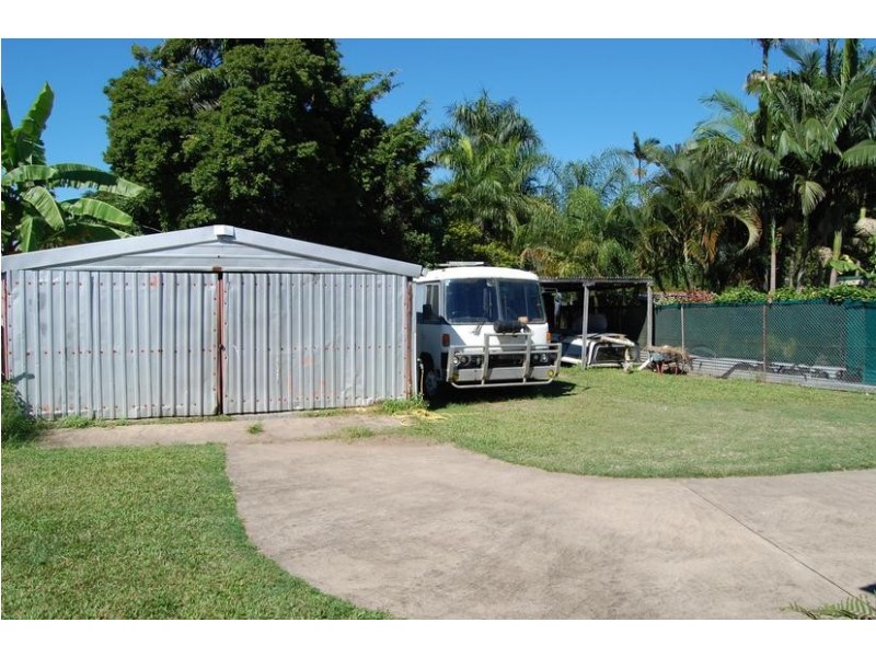 17 West Street, Sarina QLD 4737