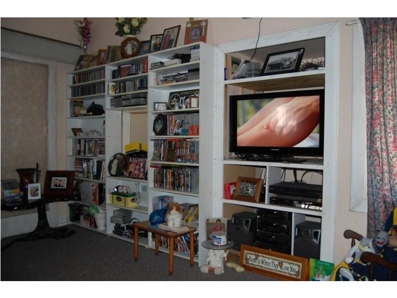 17 West Street, Sarina QLD 4737