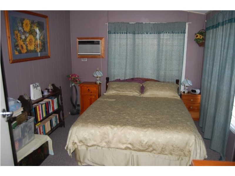 17 West Street, Sarina QLD 4737