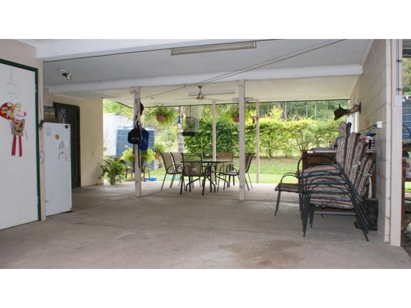91608 Bruce Highway, Sarina QLD 4737