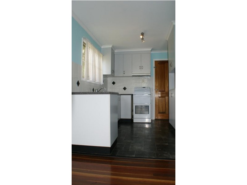 4 Charles Taylor Street, Sarina QLD 4737