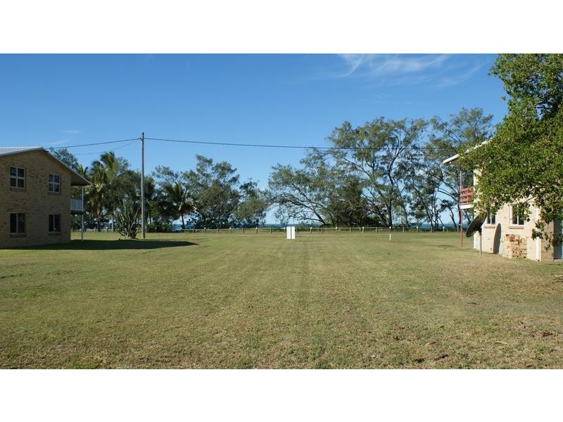 106 The Esplanade, Grasstree Beach QLD 4740