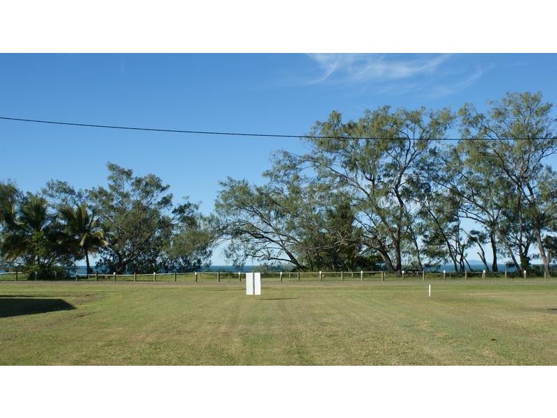 106 The Esplanade, Grasstree Beach QLD 4740