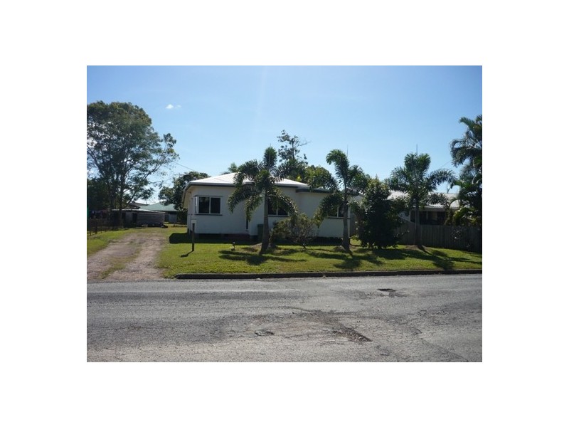 7 Phillips Street, Sarina QLD 4737