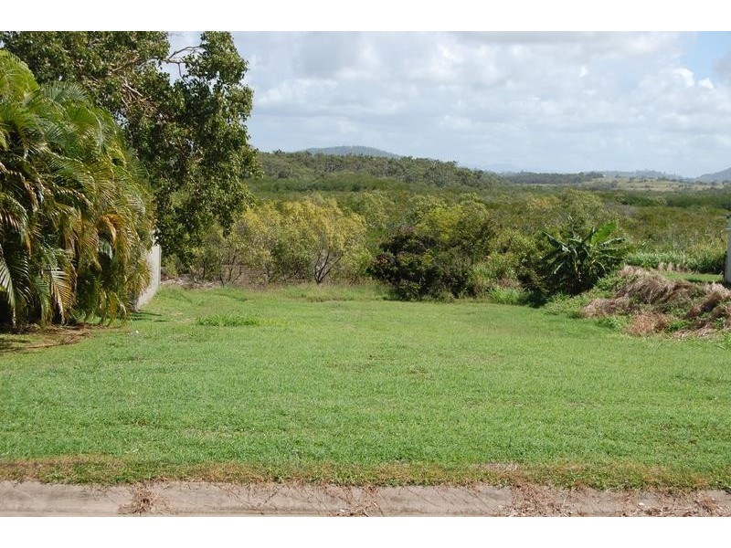 7 Hackett Court, Sarina QLD 4737