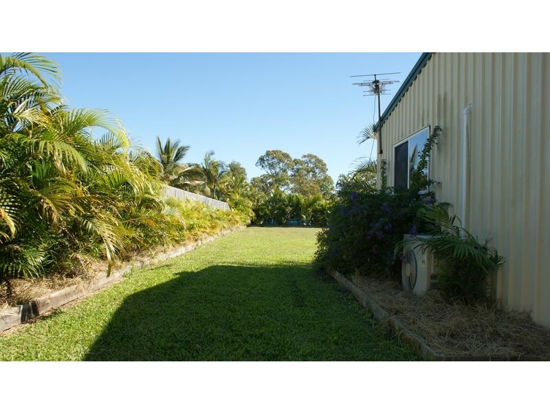 7 Rasmussen Court, Armstrong Beach QLD 4737