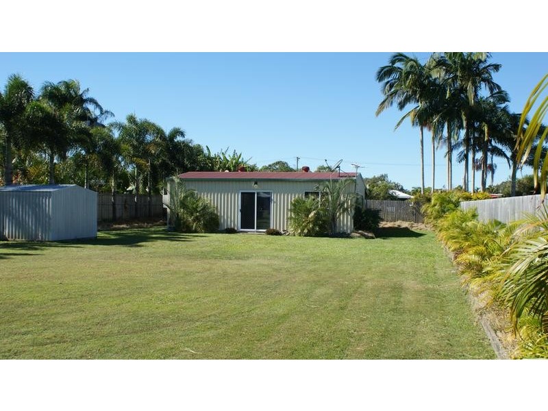 7 Rasmussen Court, Armstrong Beach QLD 4737